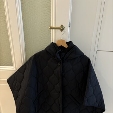 COS cape  