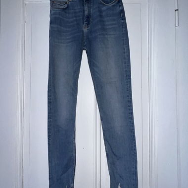 Jeans slim taille haute Zara