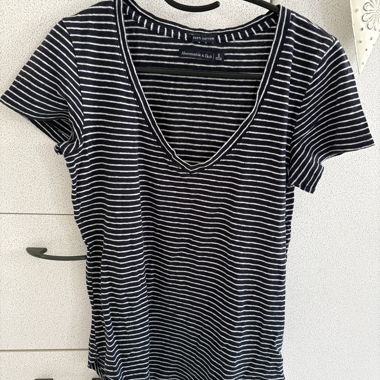 T-shirt a righe Abercrombie & Fitch