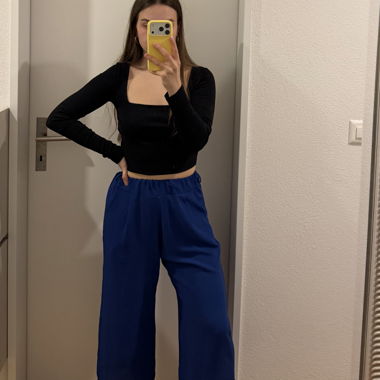 Blaue Hose