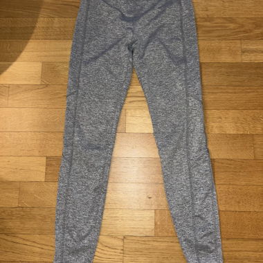 Graue Sportleggings