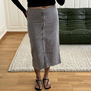 weekday slim midi-length  pencil skirt - eu 40