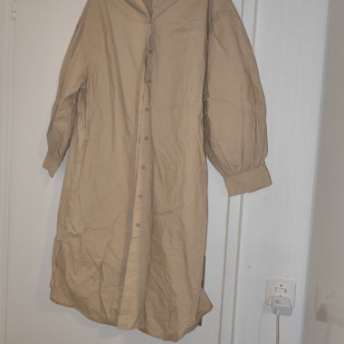Beiges H&M Hemdblusenkleid, Grösse S