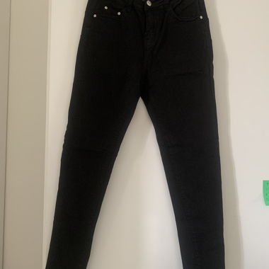 Jeans Elasticizzati Neri – Schwarze Stretch-Jeans