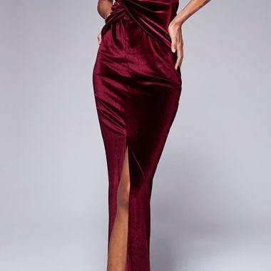 Robe en Velours Bordeaux