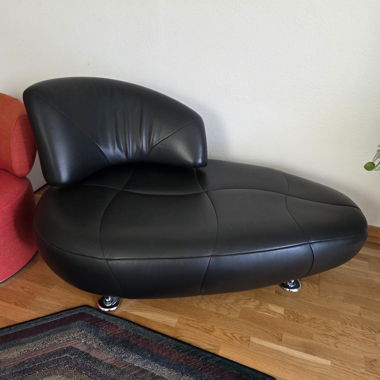 Pfister Black Leather Reclining Sofa
