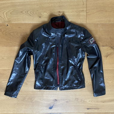 Cropped leather jacket