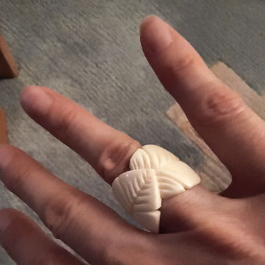 Bague tiki