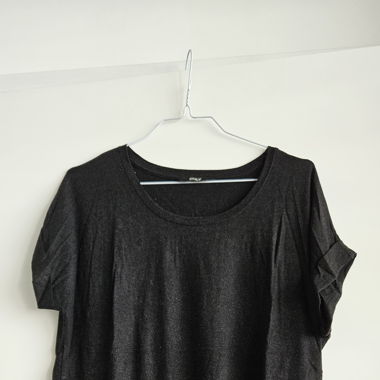 Loose Fit T-Shirt // S