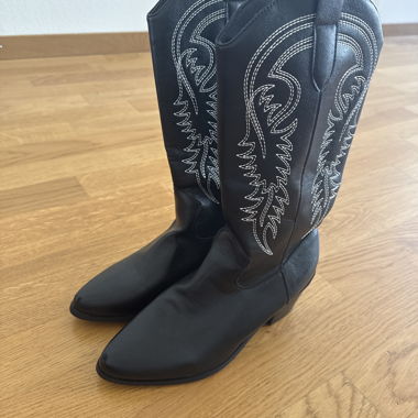 Bottes de cowboy noires