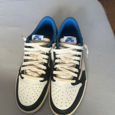 Chaussures Travis Scott Nike