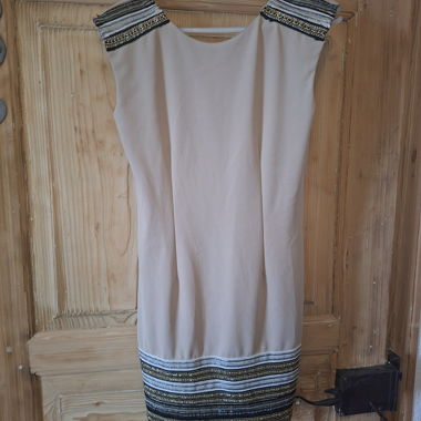 Abito senza maniche beige