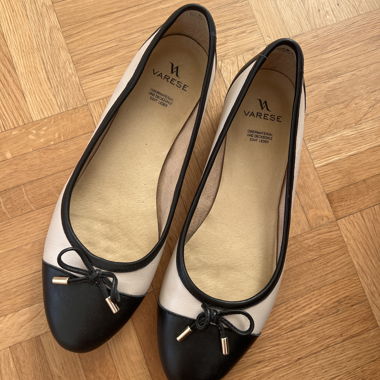 Varese Ballet flats