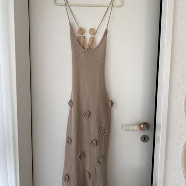 Strickkleid mit Spaghettitraegern
