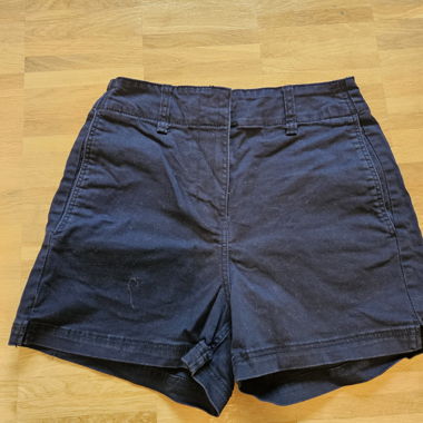 Kurze Sommerhose marinenblau