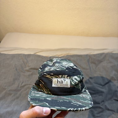 Hä? Cap Camo