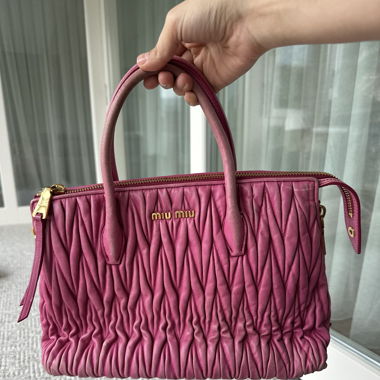 Miu Miu Handtasche 