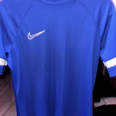 T-shirt sportivo Nike blu