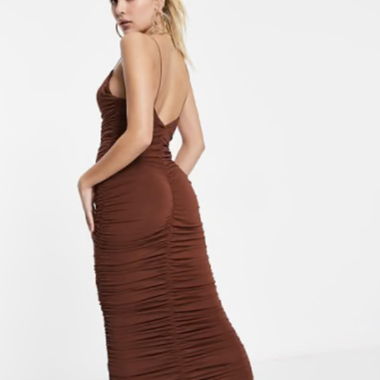 Cami Strappy Midi Kleid mit Rüschendetails