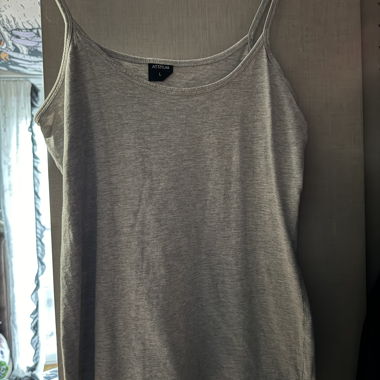Graues Spaghetti-Top ATRIUM Gr. L