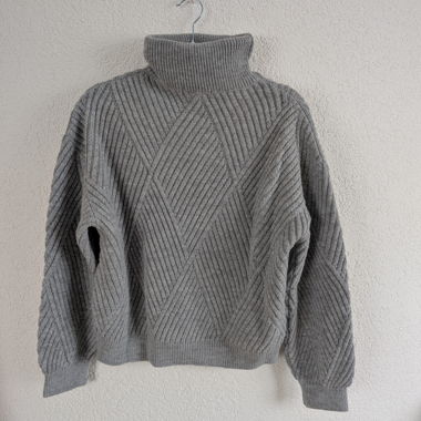 Maglione grigio di G.M.Kretschmer