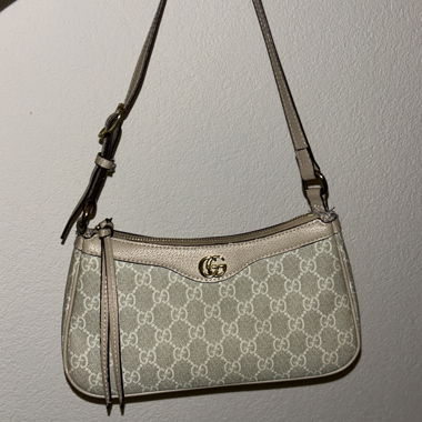 Schultertasche