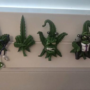Cannabisblatt-Figuren Set magnete 