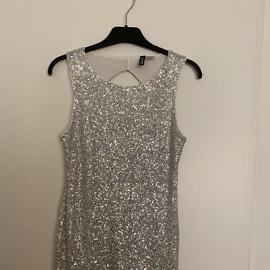 Kleid