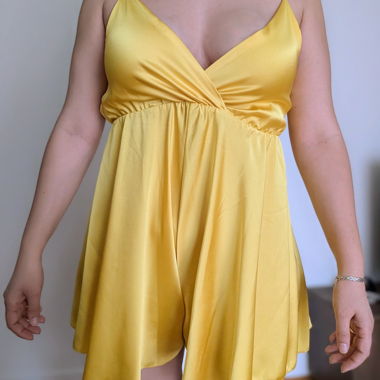 Combishort in raso giallo