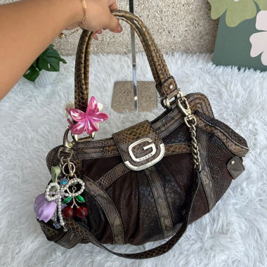 Guess Handtasche, medium-large size (schoolbag)