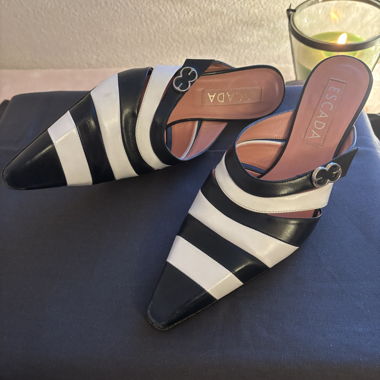 Escada schwarz-weiss Leder-Mules