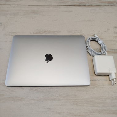 MacBook Pro 13'' (2019) - 16Go/250Go