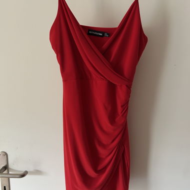 Robe rouge Pretty Little Thing