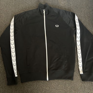 Fred Perry Pullover
