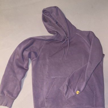 Lila Carhartt hoodie