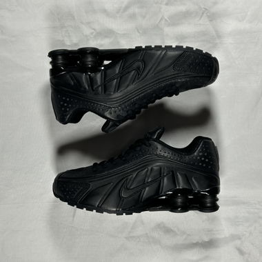 Nike Shox r4