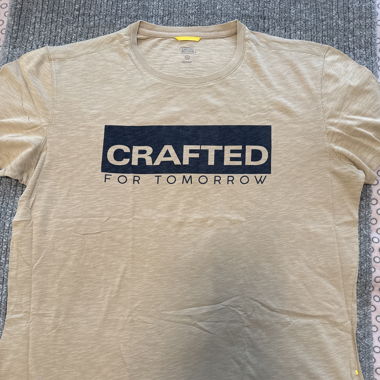 T shirt camel 