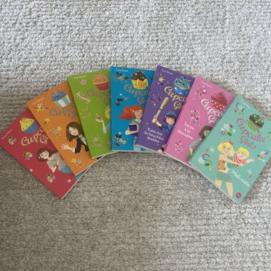 Lot de 7 livres Cupcake Girls