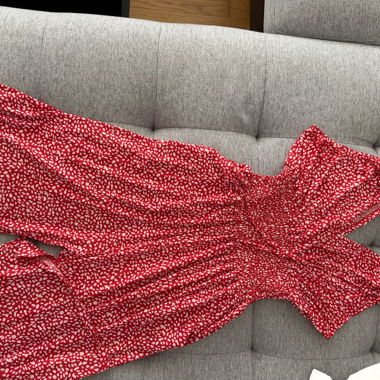Robe rouge à motif