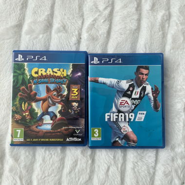 Lot de 2 JEUX PS4