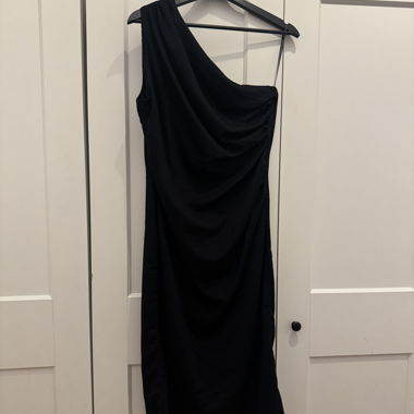Asymmetric black H&M dress