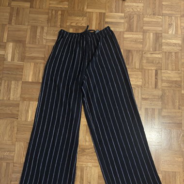 Gestreifte Sommerhose