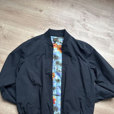 Obey leichte Jackeb