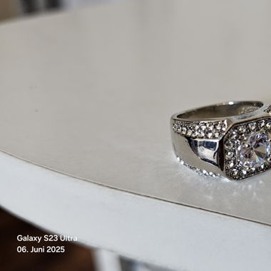 RING GLÄNZEND, SIZE 8 DURCHMESSER 1.8 UMFANG 5.7