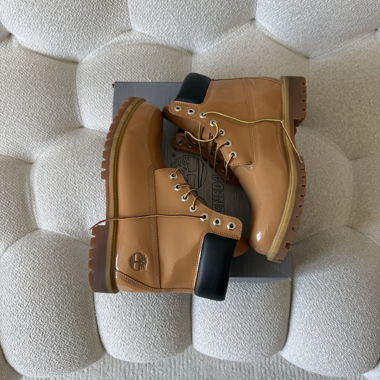 Veneda carter x Timberland