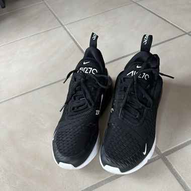 Nike Air Max 270