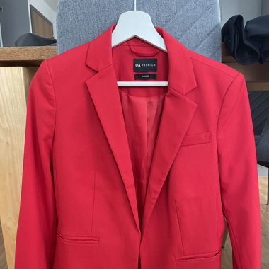 Roter Blazer / Grösse 36