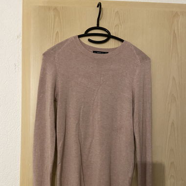 Pull rose clair