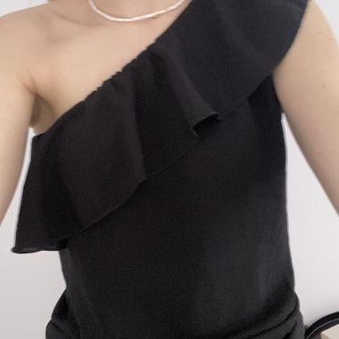 Top asimmetrico nero