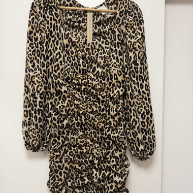 Robe H&M léopard froncée EUR 38